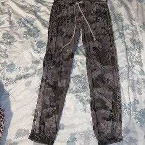 Hard tail camo slouch jogger pants size XS